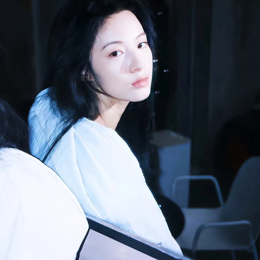 玉女寻春